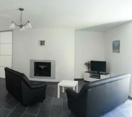 En So De Bourdet Willa